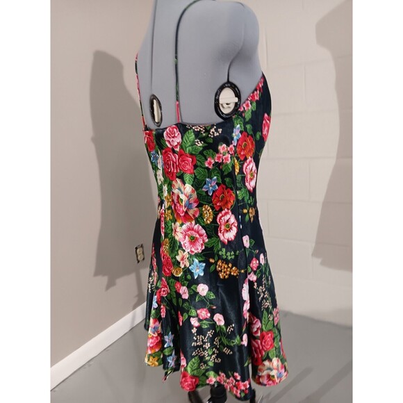 Lingerie Cacique Womens Black Floral Print Multicolor Roses Size Medium Satin - Picture 4 of 9